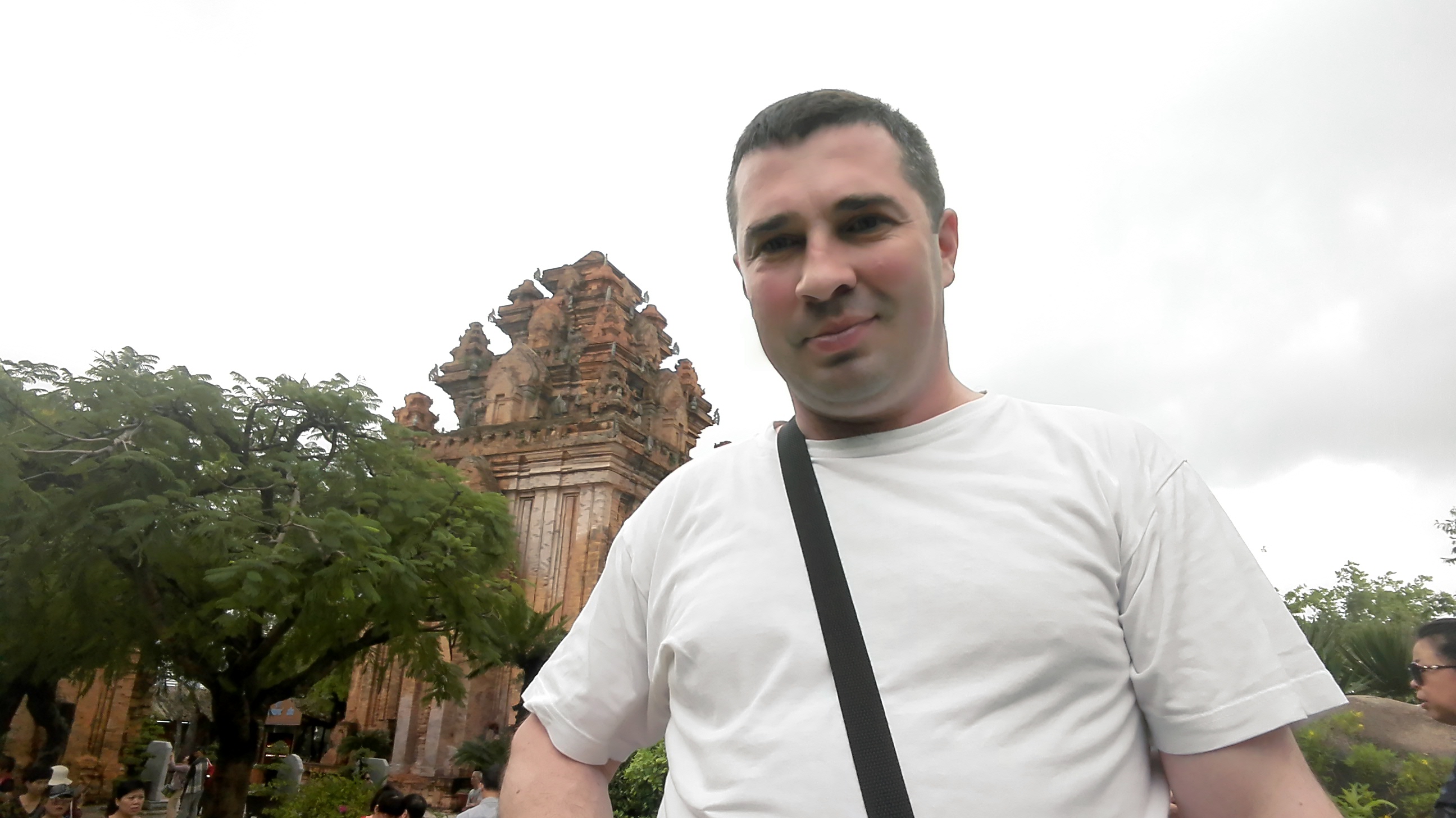 Юрий — Вьетнам